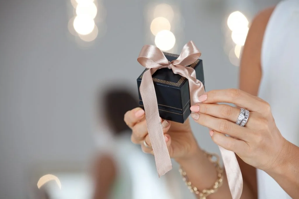 What is a traditional engagement party gift?